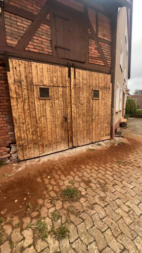 E5DA15CC-D754-4655-B1F5-3A24913C7F83